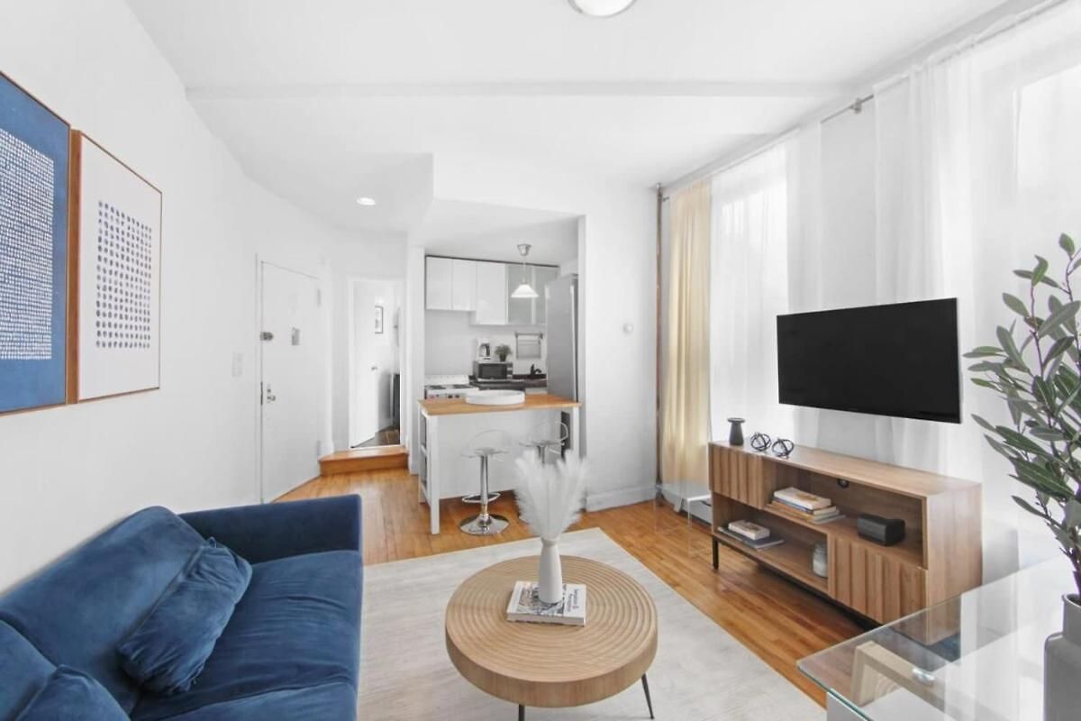 139-2e West Village 1br Value Apartment *