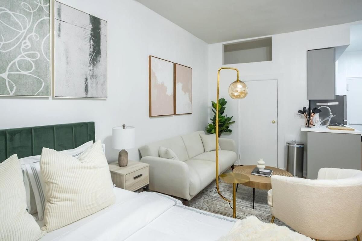74-1a New In Prime Uws - Gym In Building Apartment *