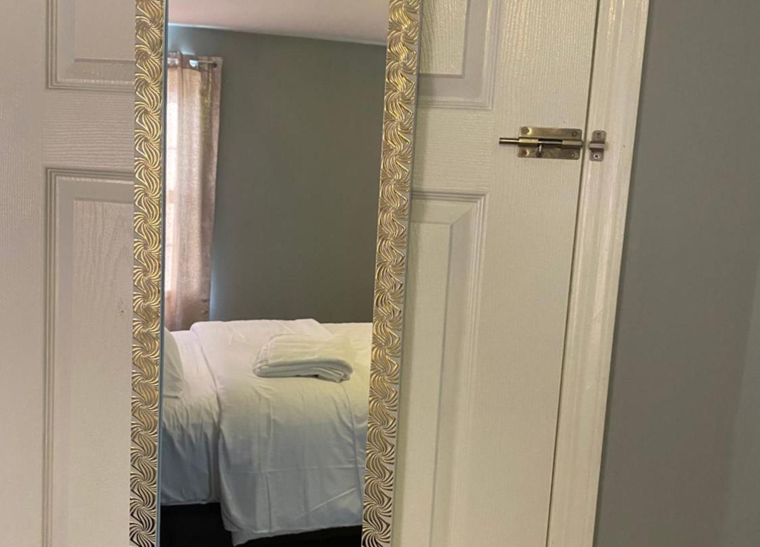 Haus Serenity Homestay New York