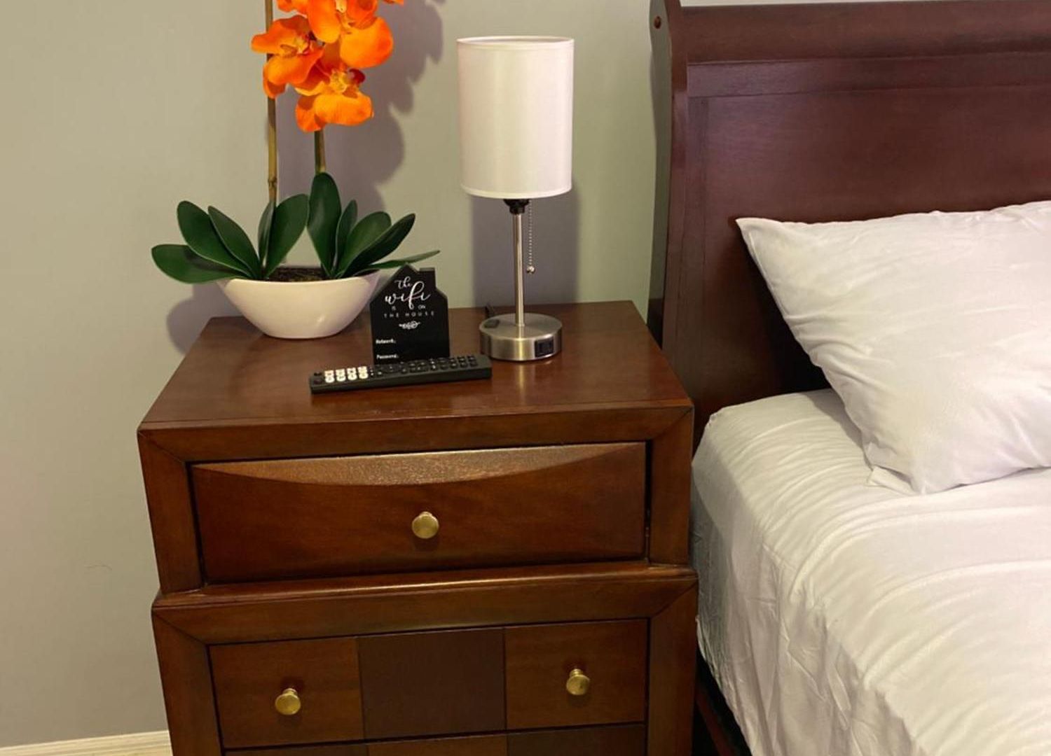 Haus Serenity Homestay New York