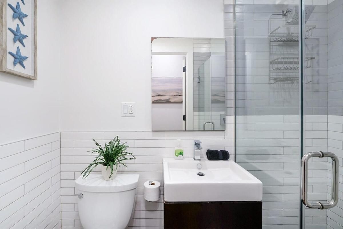 1288-3rs New Renovated 2 Bedrooms