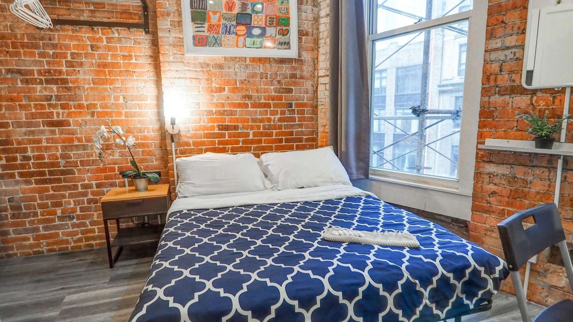 Apartment Empire Broadway Retreats