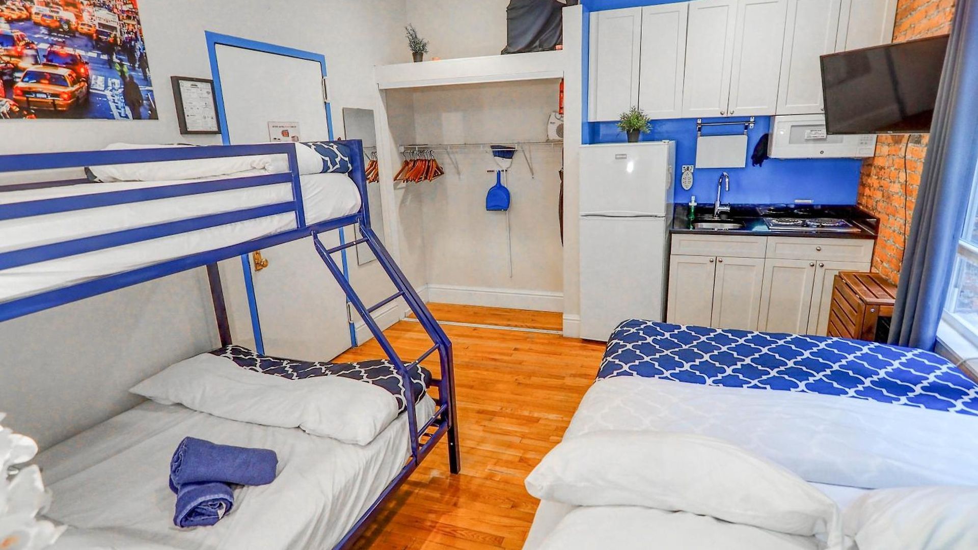 Empire Broadway Retreats Apartment