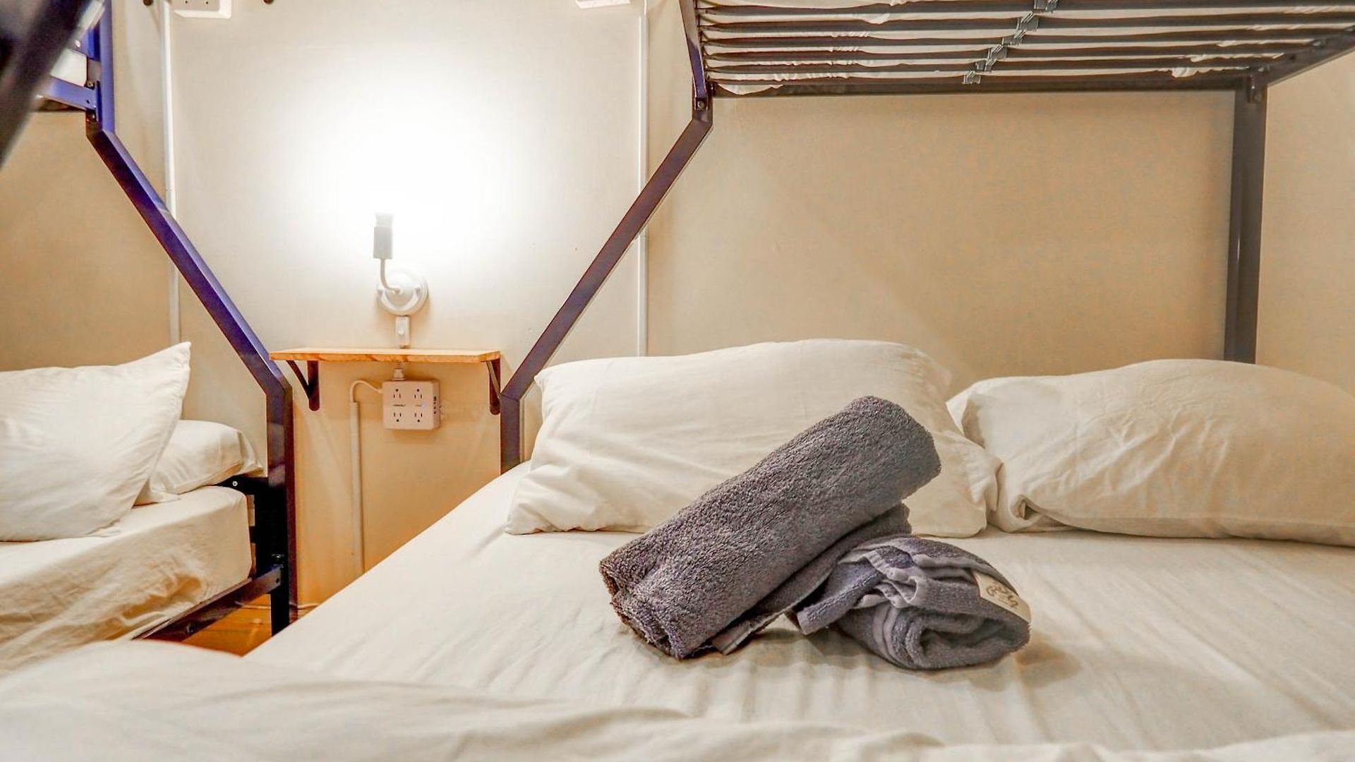 Empire Broadway Retreats Apartment