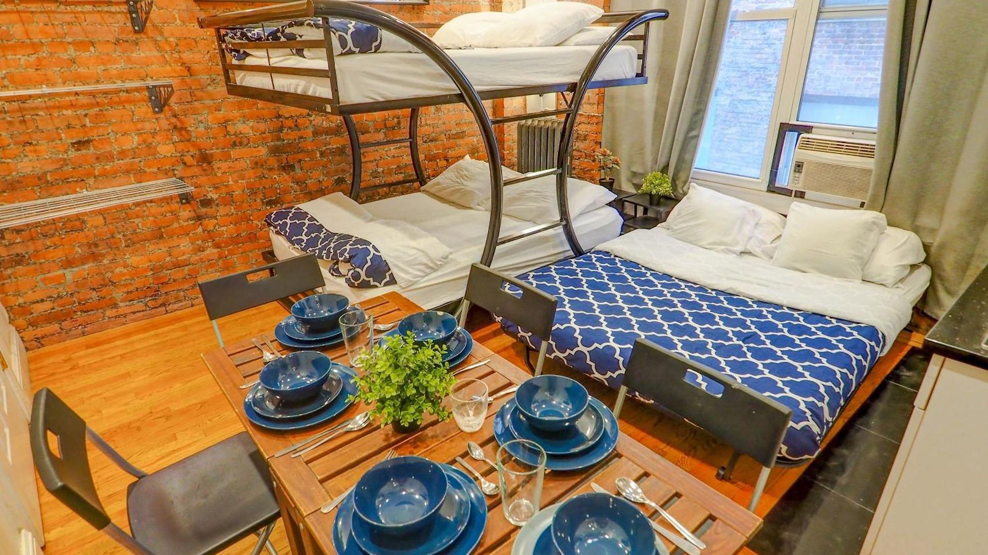 Empire Broadway Retreats