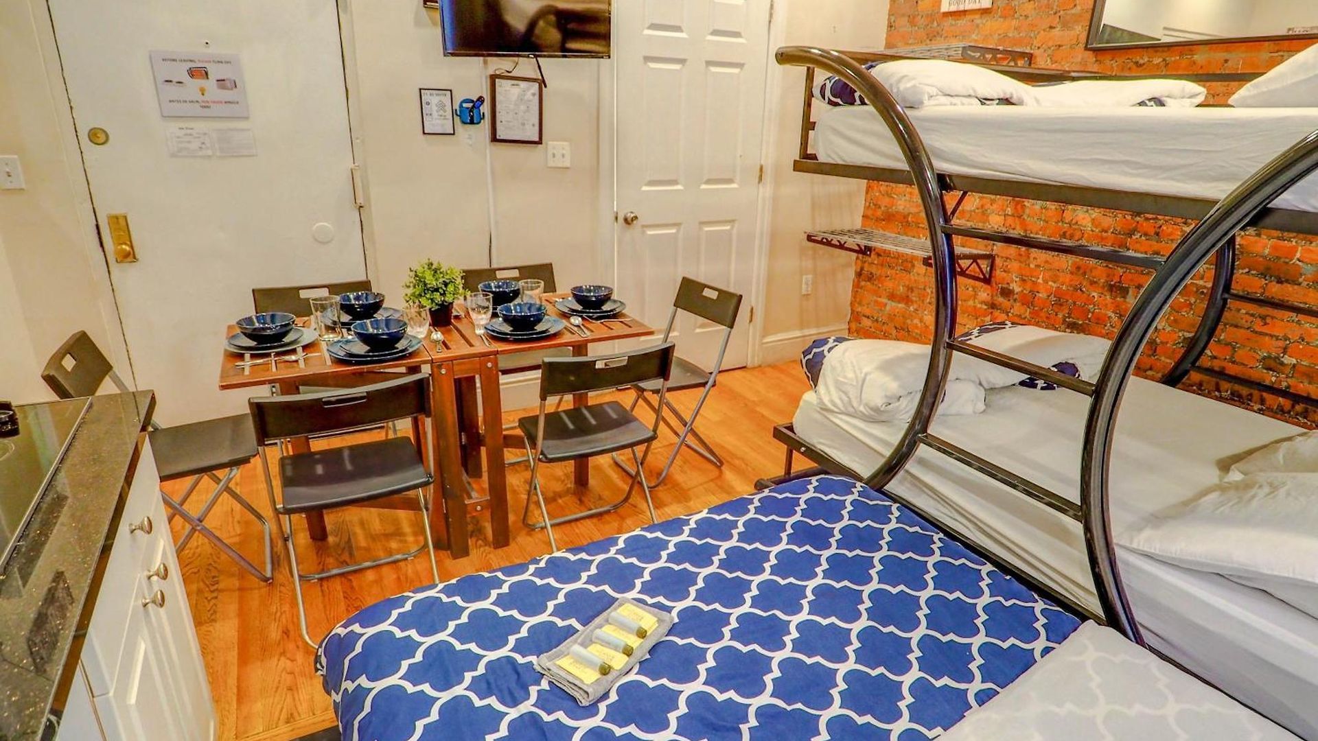 Empire Broadway Retreats Apartment *