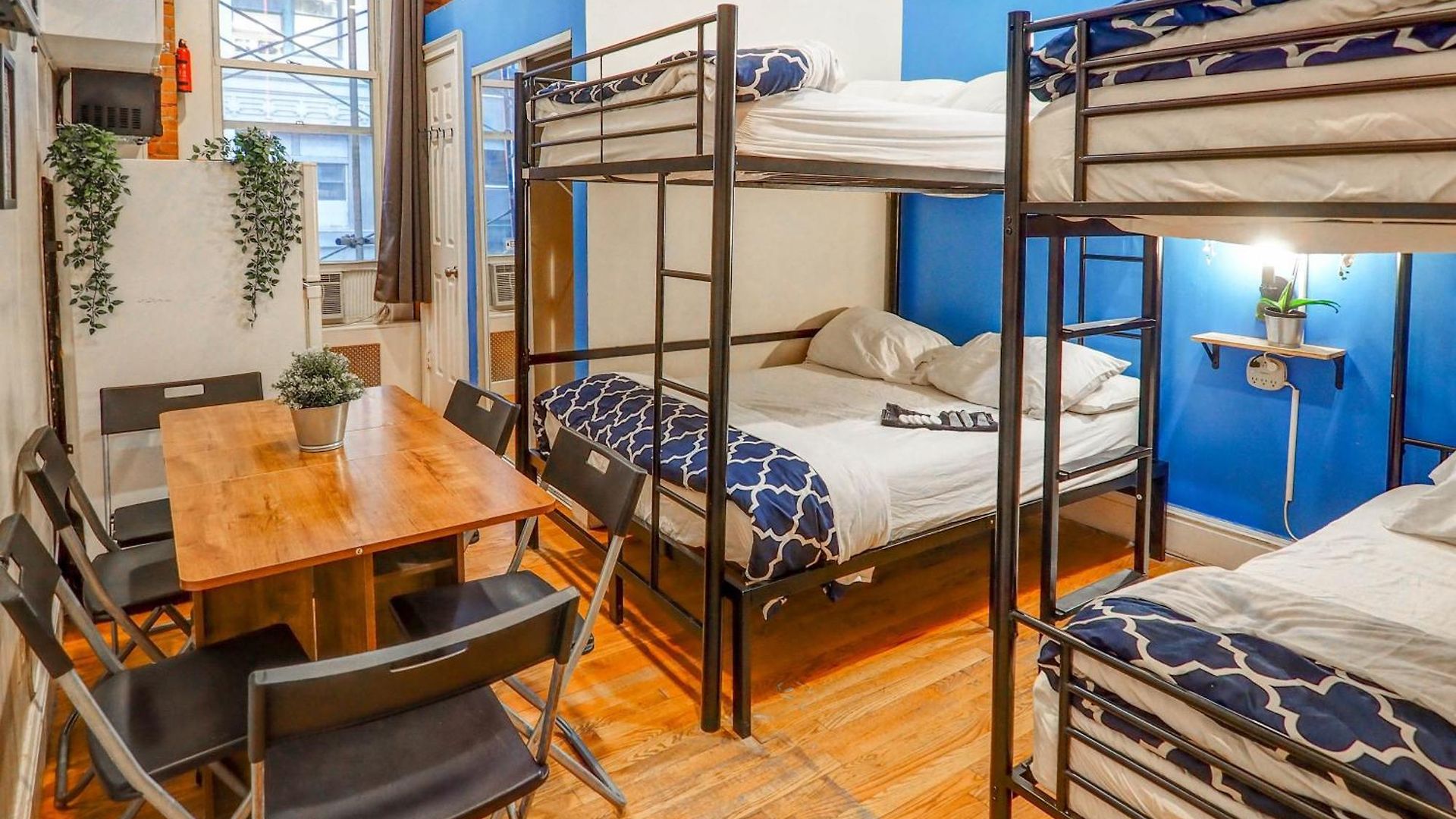 Apartment Empire Broadway Retreats New York