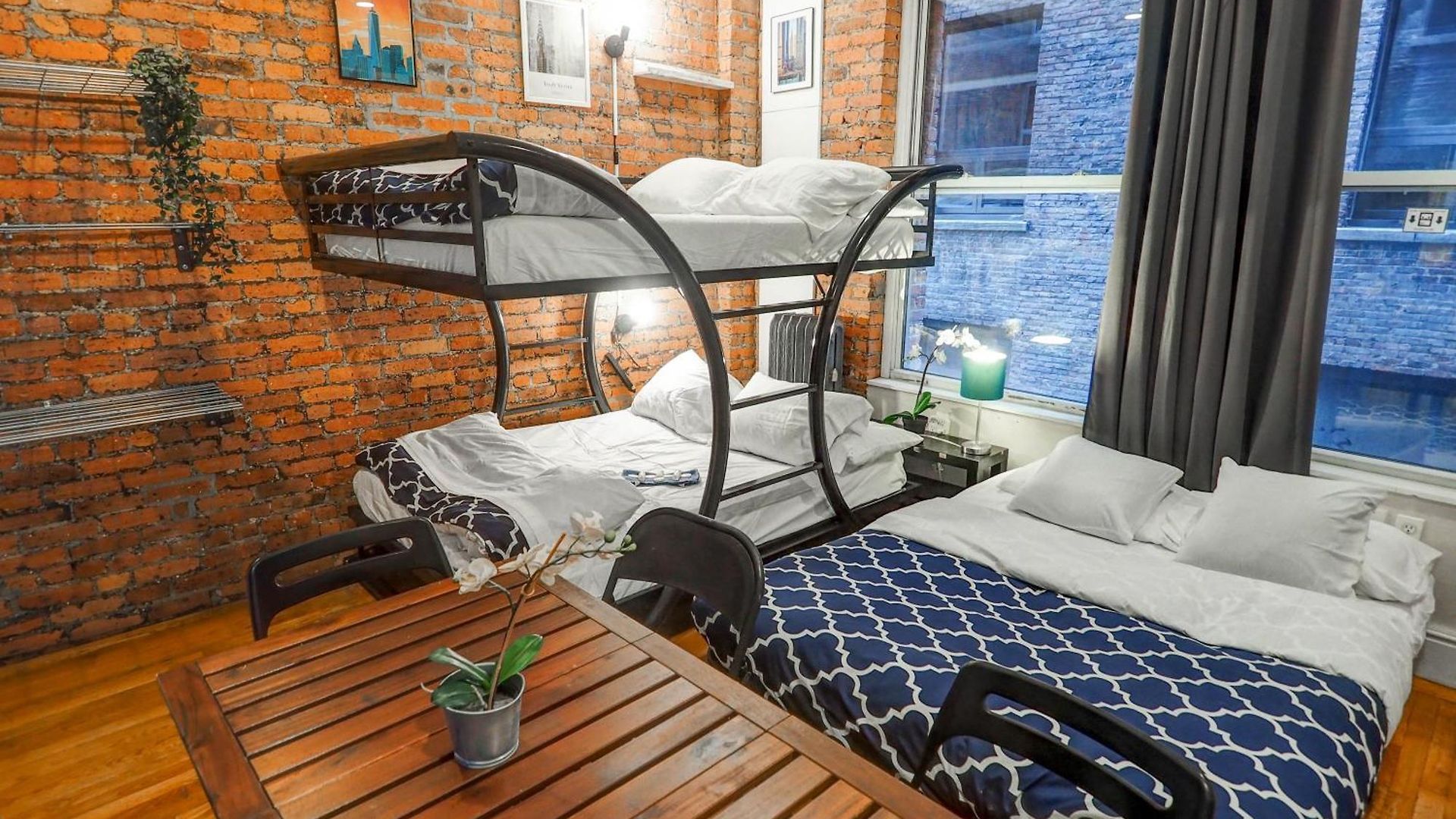 Apartment Empire Broadway Retreats New York