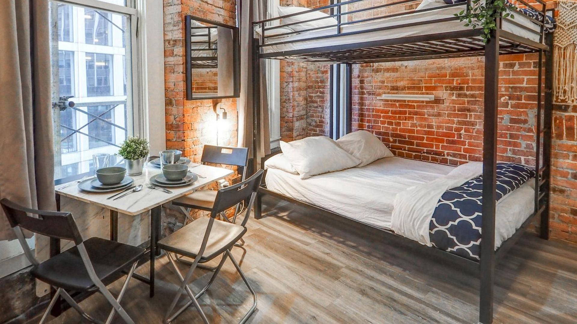 Apartment Empire Broadway Retreats *