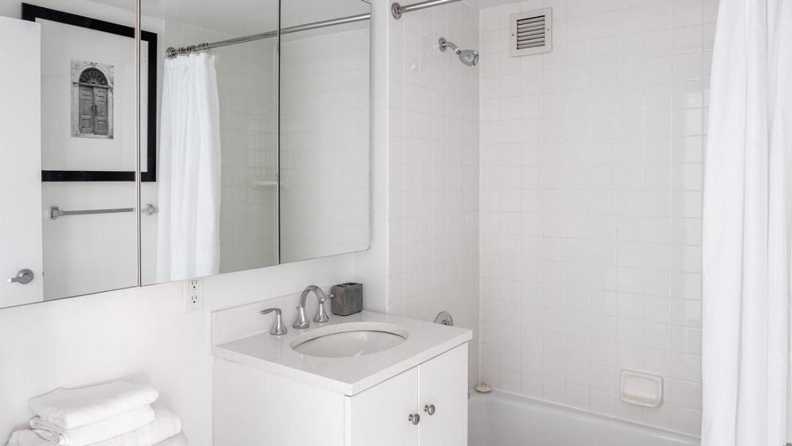 Apartment Landing - Modern With Amazing Amenities New York