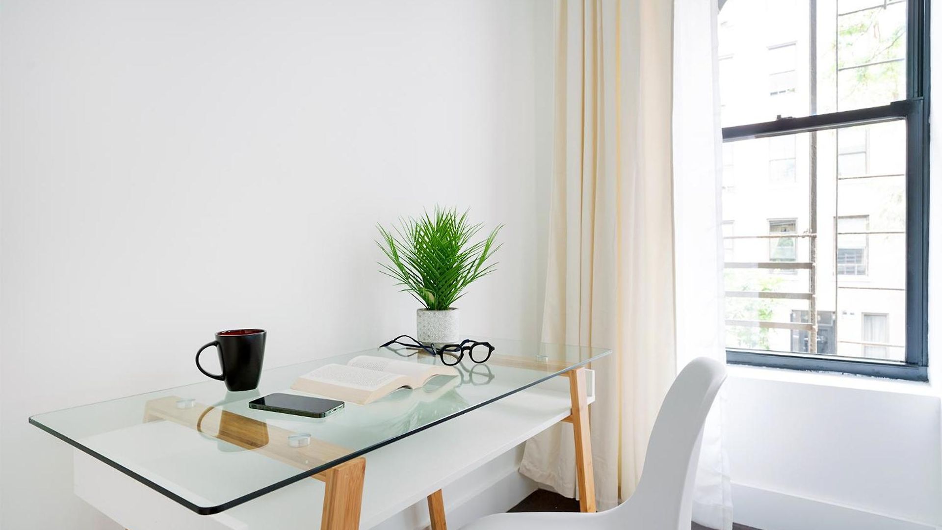 444-2c Newly Renovated 1br In Hell's Kitchen * New York
