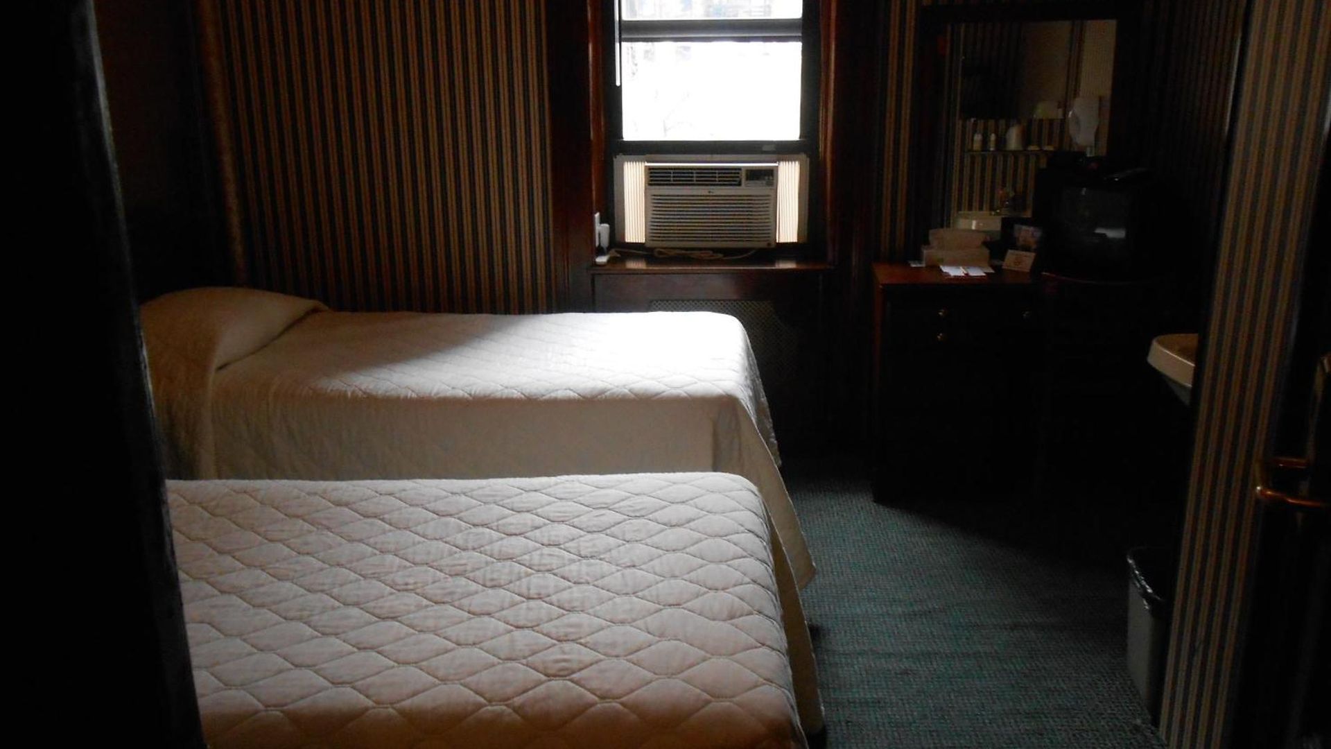 Hotel 31 Extended