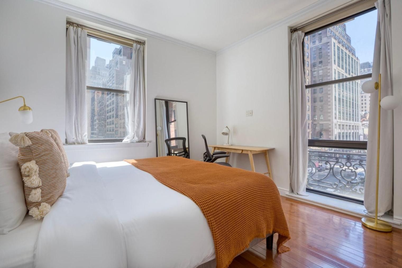Blueground Midtown Gym Elev Near Times Sq Nyc-1478 New York