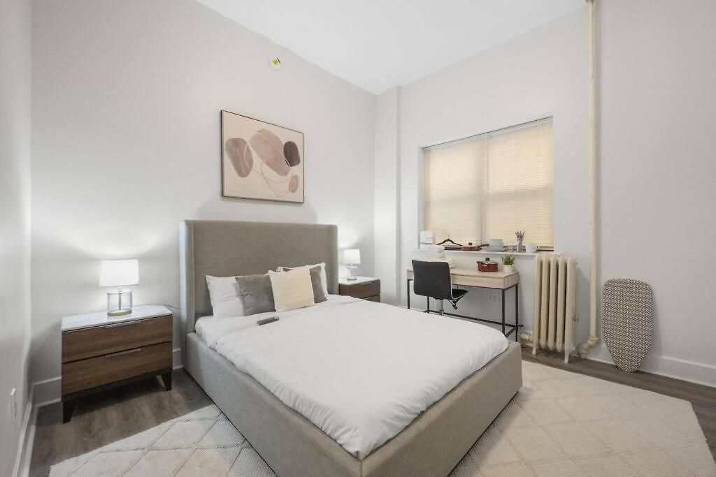 Bay Ridge Luxe: Stylish & Comfortable New York