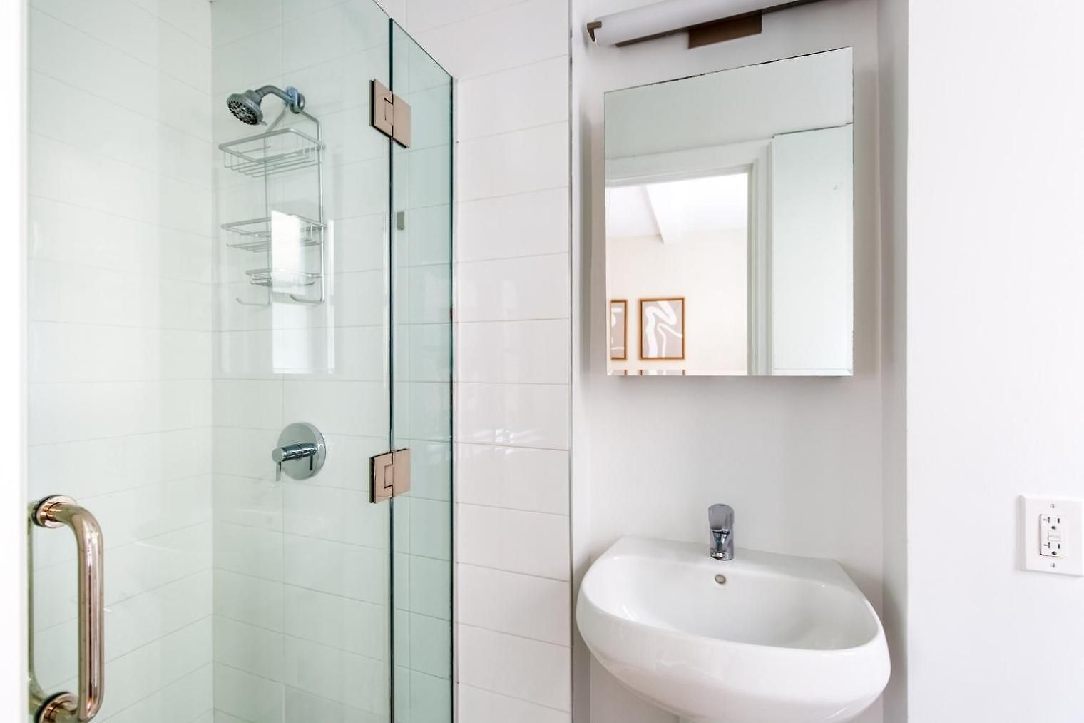 Midtown East 2br W Gym Doorman Nr Sutton Park Nyc-1392
