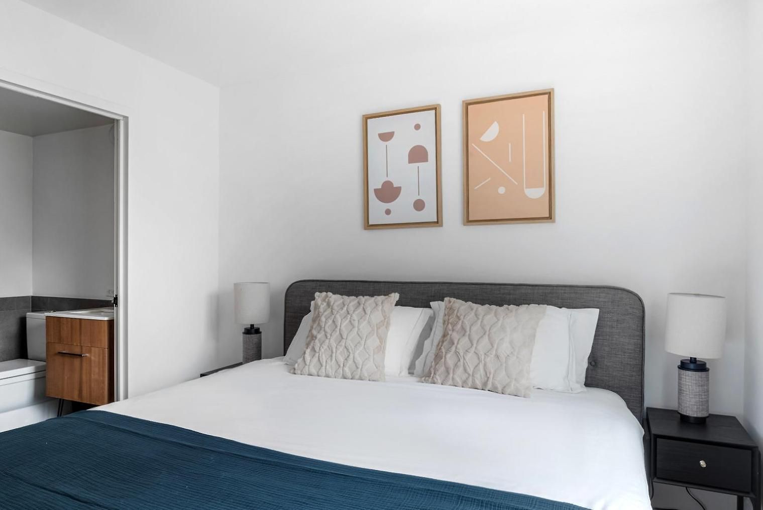 East Village 2br W Doorman Nr Union Square Nyc-1155 Apartment