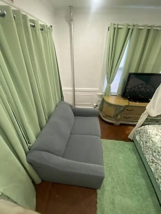 Guest house Historical Quiet In Queens New York