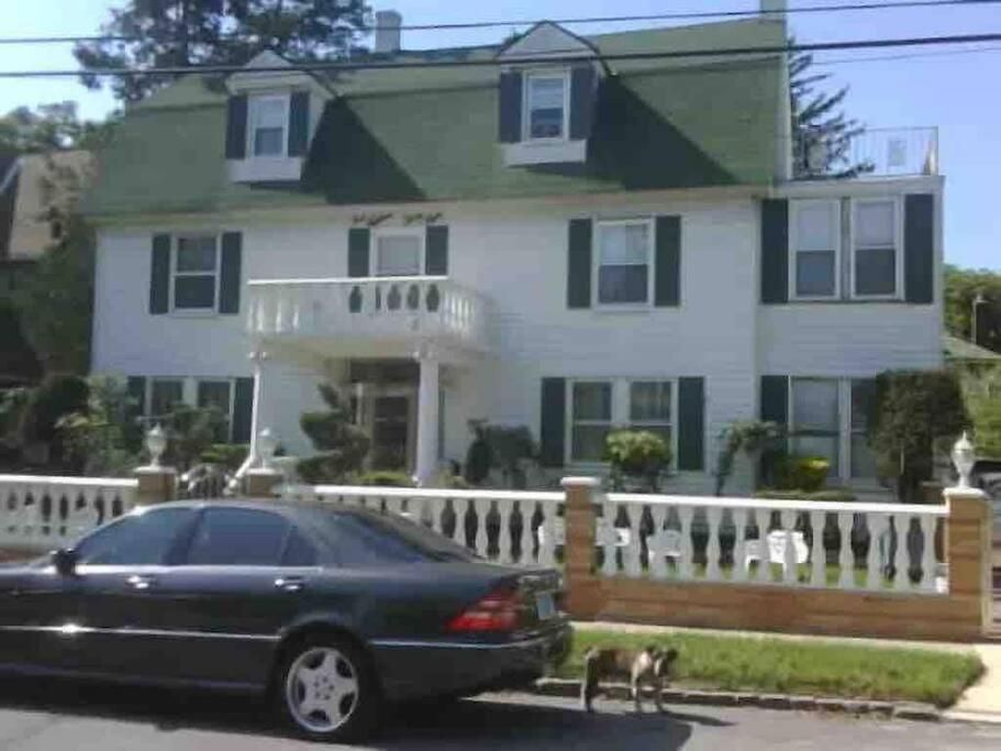 Historical Quiet In Queens Guest house New York