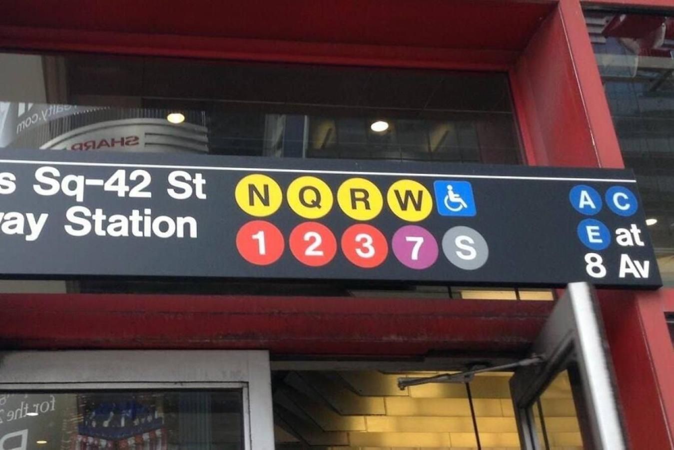 2br Walk To Restaurants & Time Square * New York