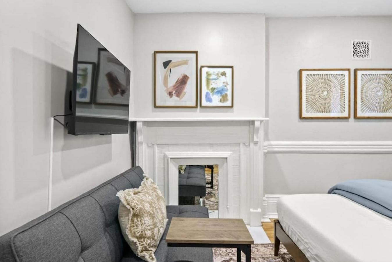Family Brownstone With Private Backyard Near Subway