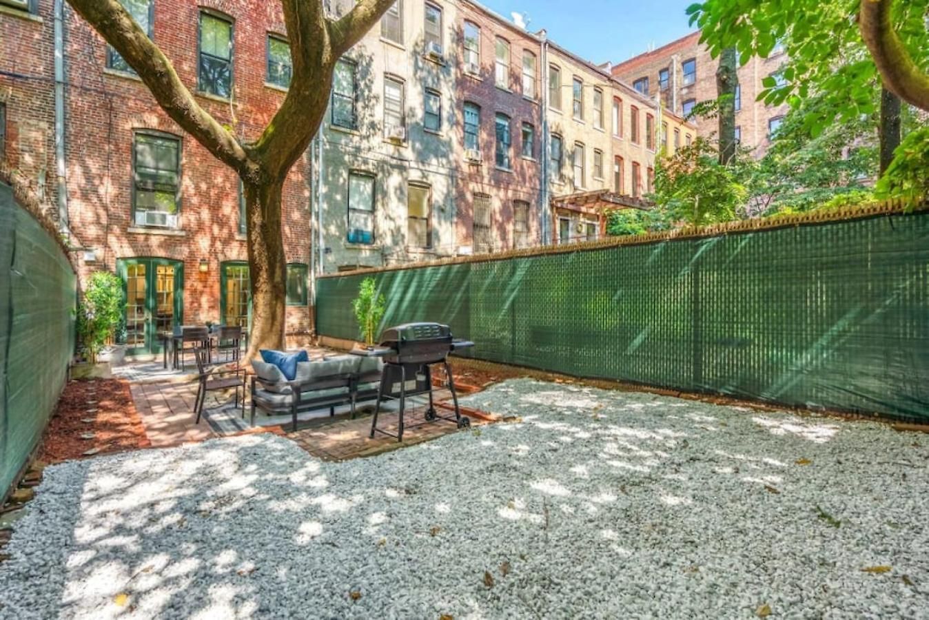 Family Brownstone With Private Backyard Near Subway