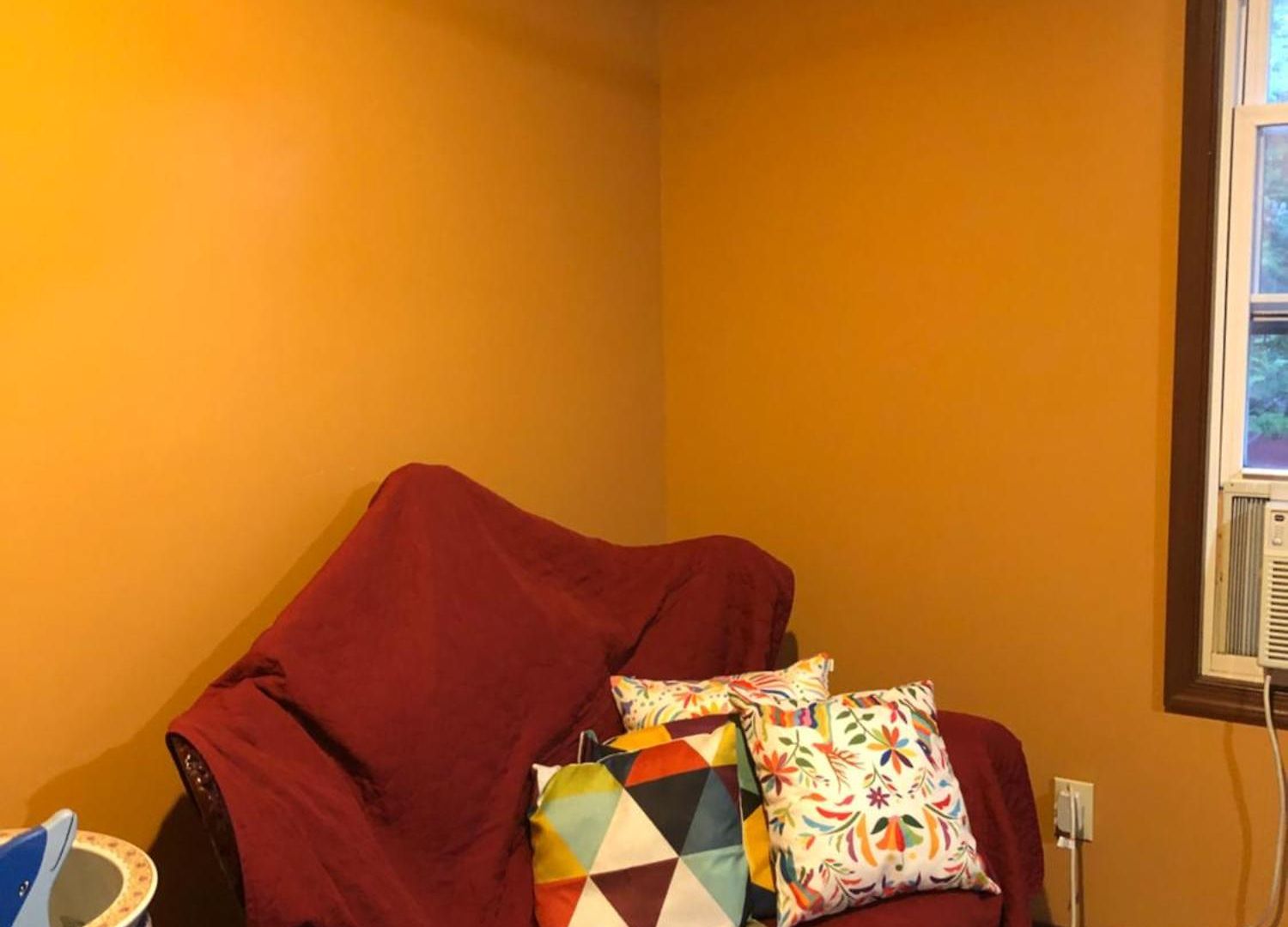 Private Unit - Shared Public Space Guest house *