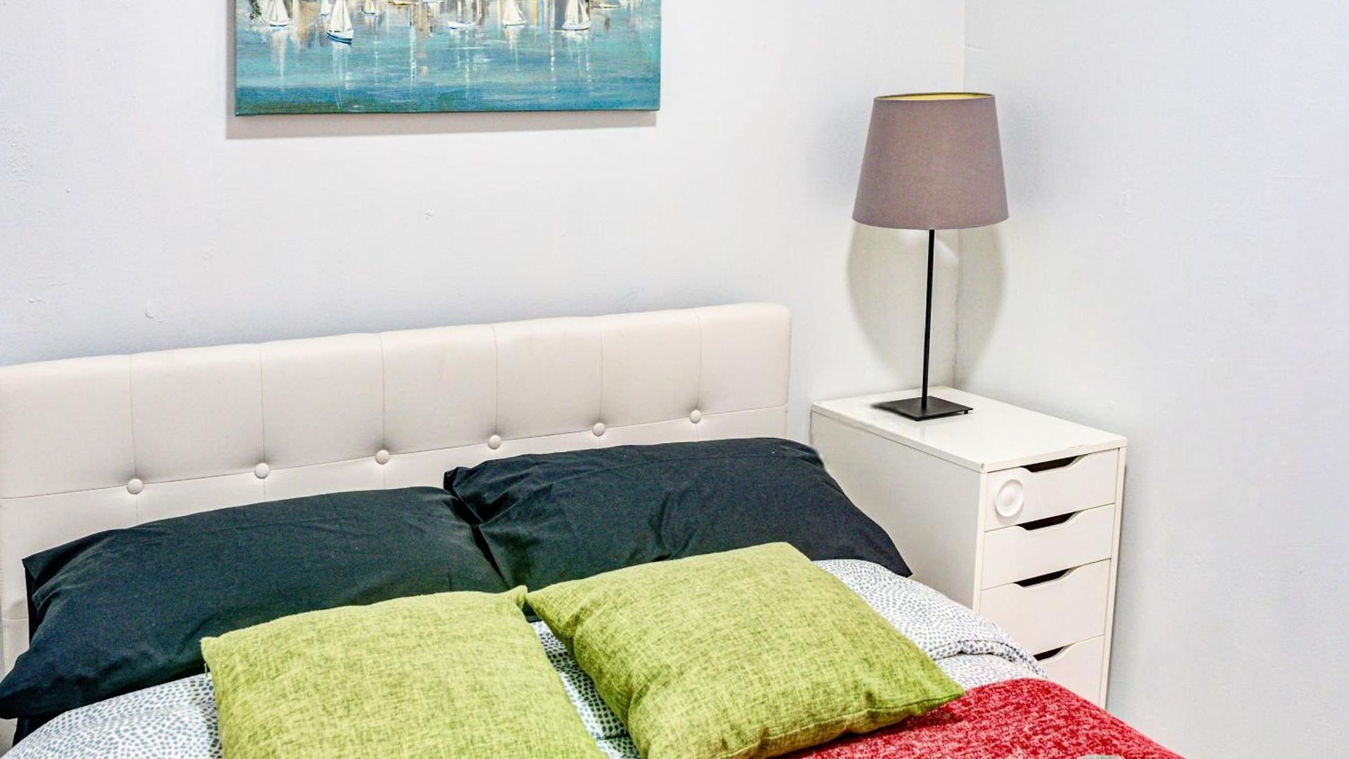 3 Bedroom Gorgeous In Hells Kitchen Apartment *