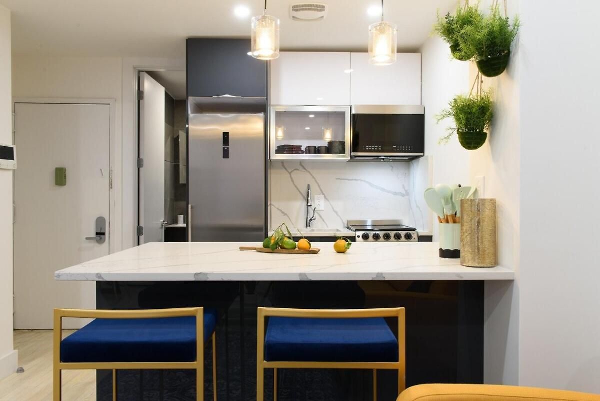 1597-9 Renovated Prime Ues Wd In Unit Apartment *