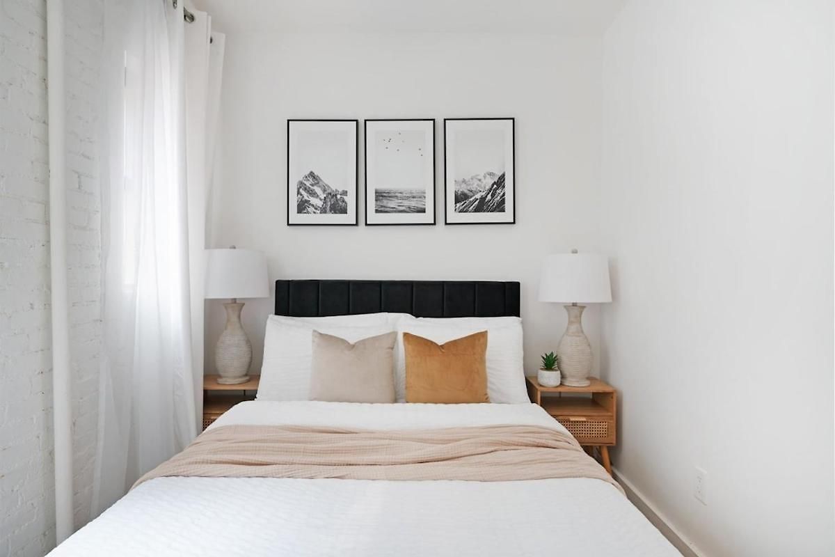 1290-16 New Renovated 2 Bedrooms In Ues Apartment *