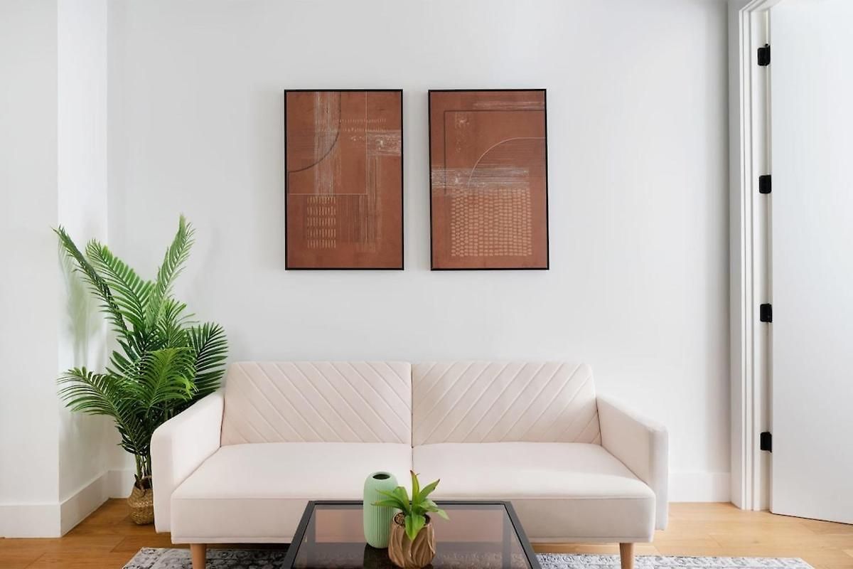Apartment 1290-16 New Renovated 2 Bedrooms In Ues