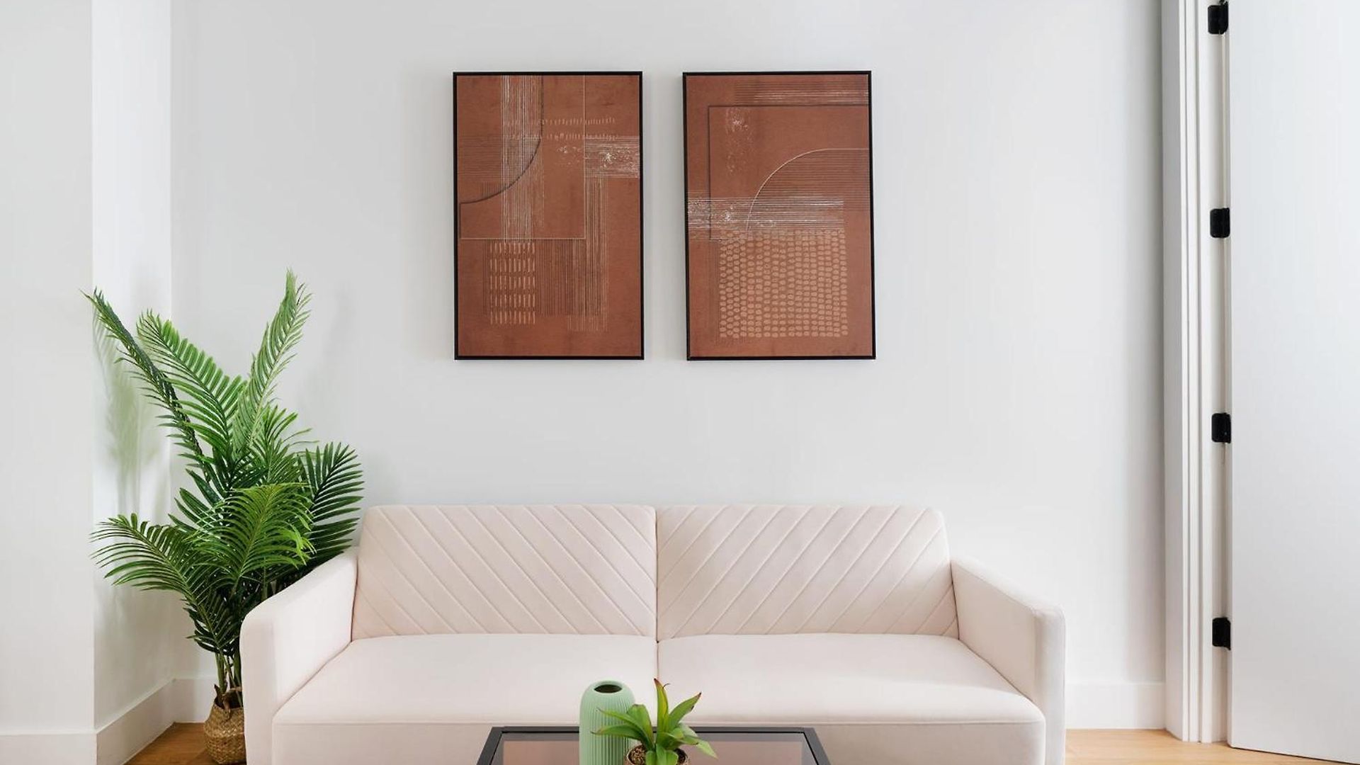 Apartment 1290-16 New Renovated 2 Bedrooms In Ues