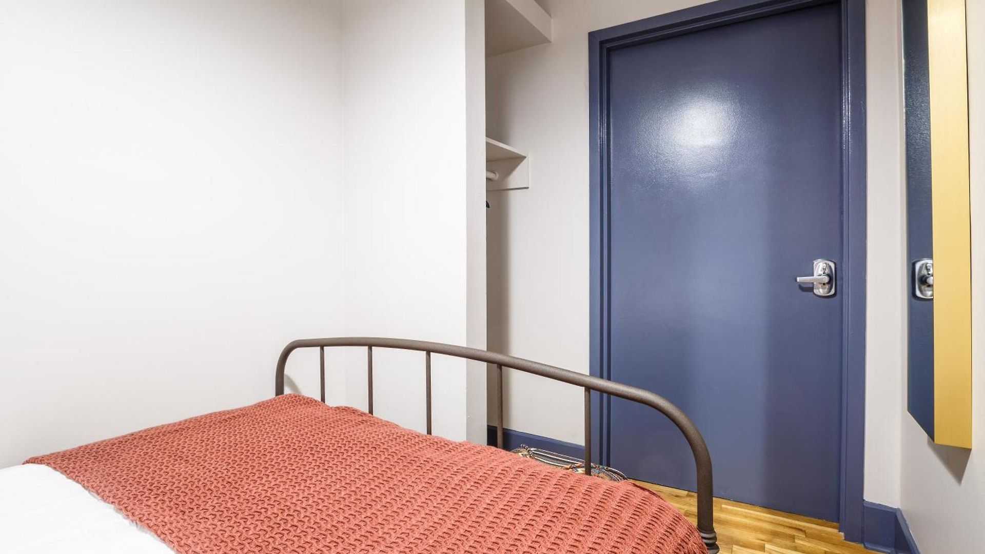 Hostel Lamartine Chelsea *
