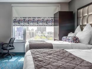 Hotel Umbrella Bronx *