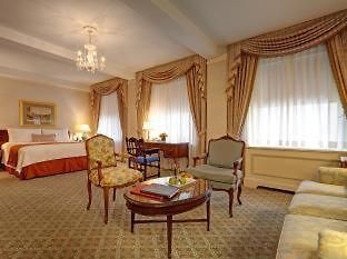 Elysee By Library Collection Hotel