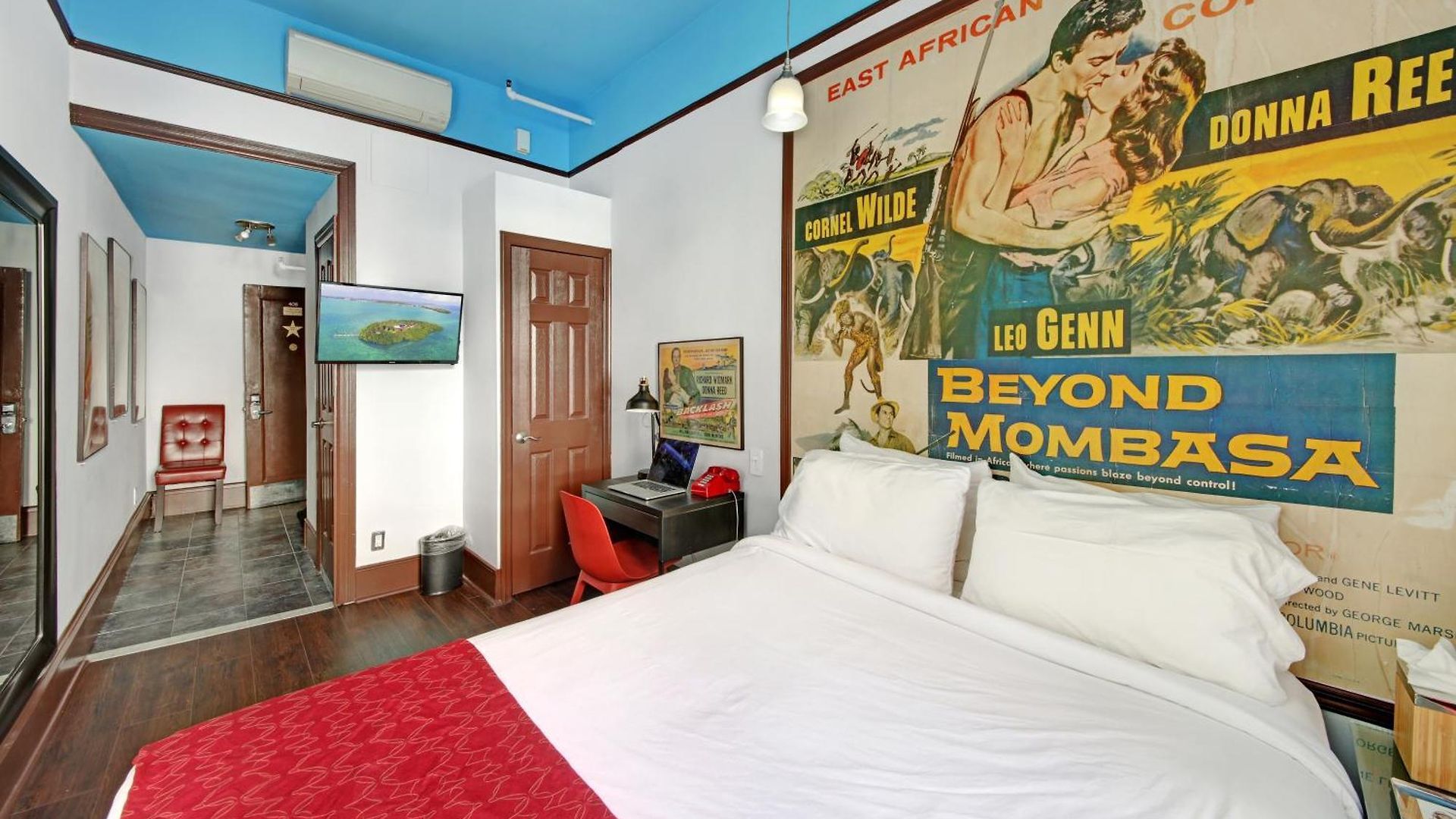 Chelsea Pines Hotel 3*