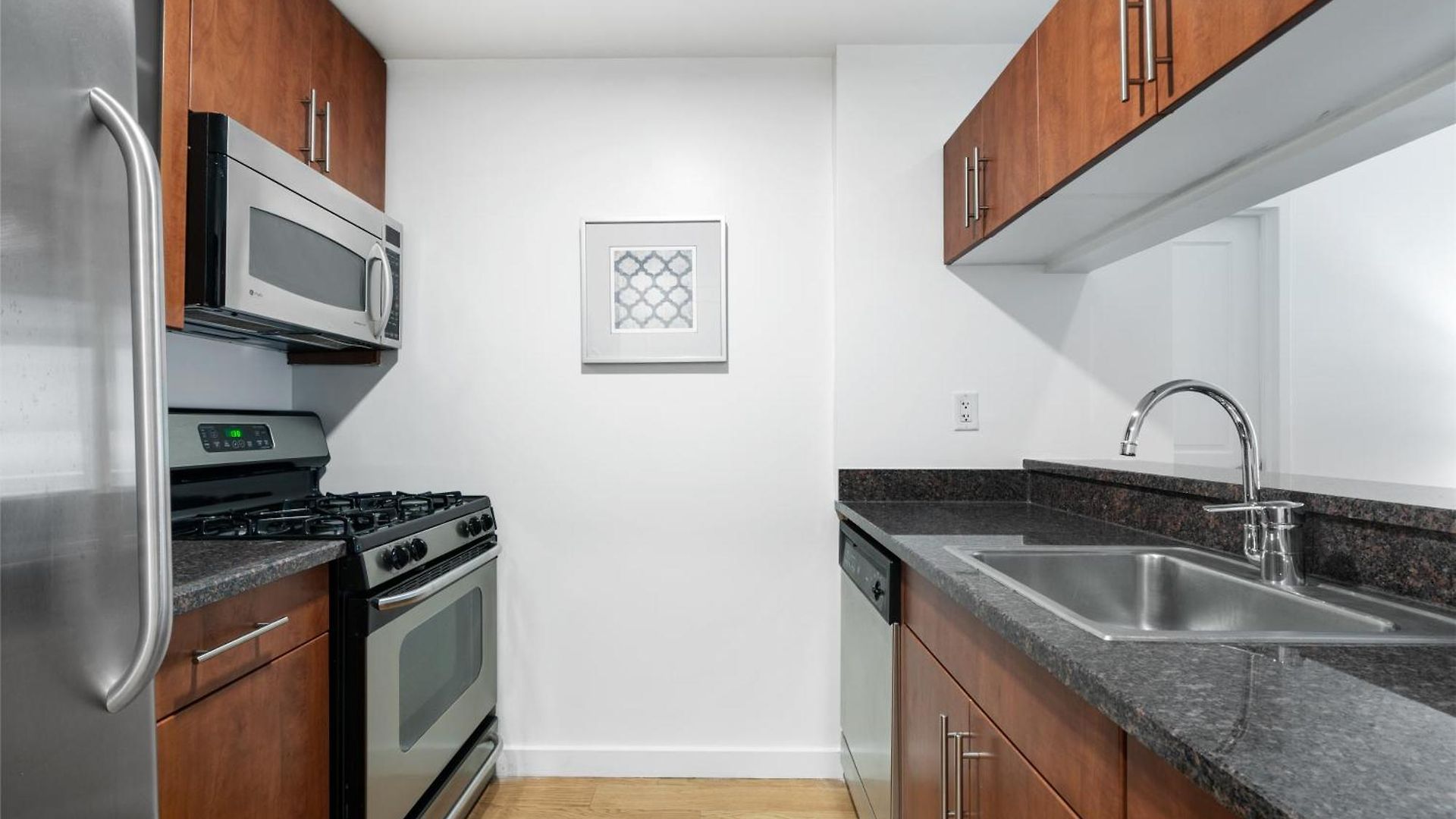 Apartment Global Luxury At The Marc