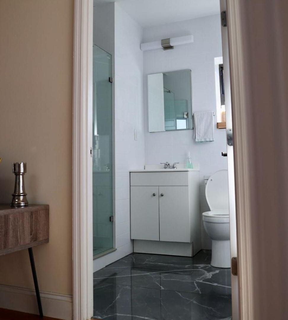 Modern In By Park Apartment New York
