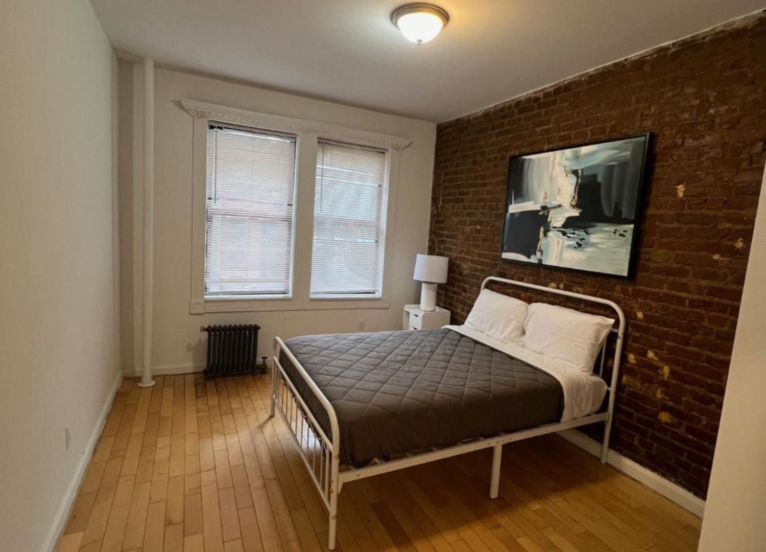 Modern In By Park Apartment New York