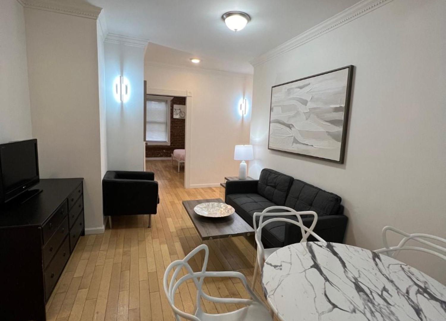 Modern By Park - 3 Br * New York