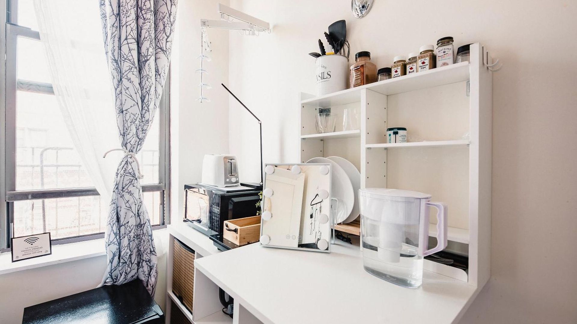 Cat By Delicate Living Conversion Shared Space Only Cat Friendly Only 25 Min To Time Square Apartment *