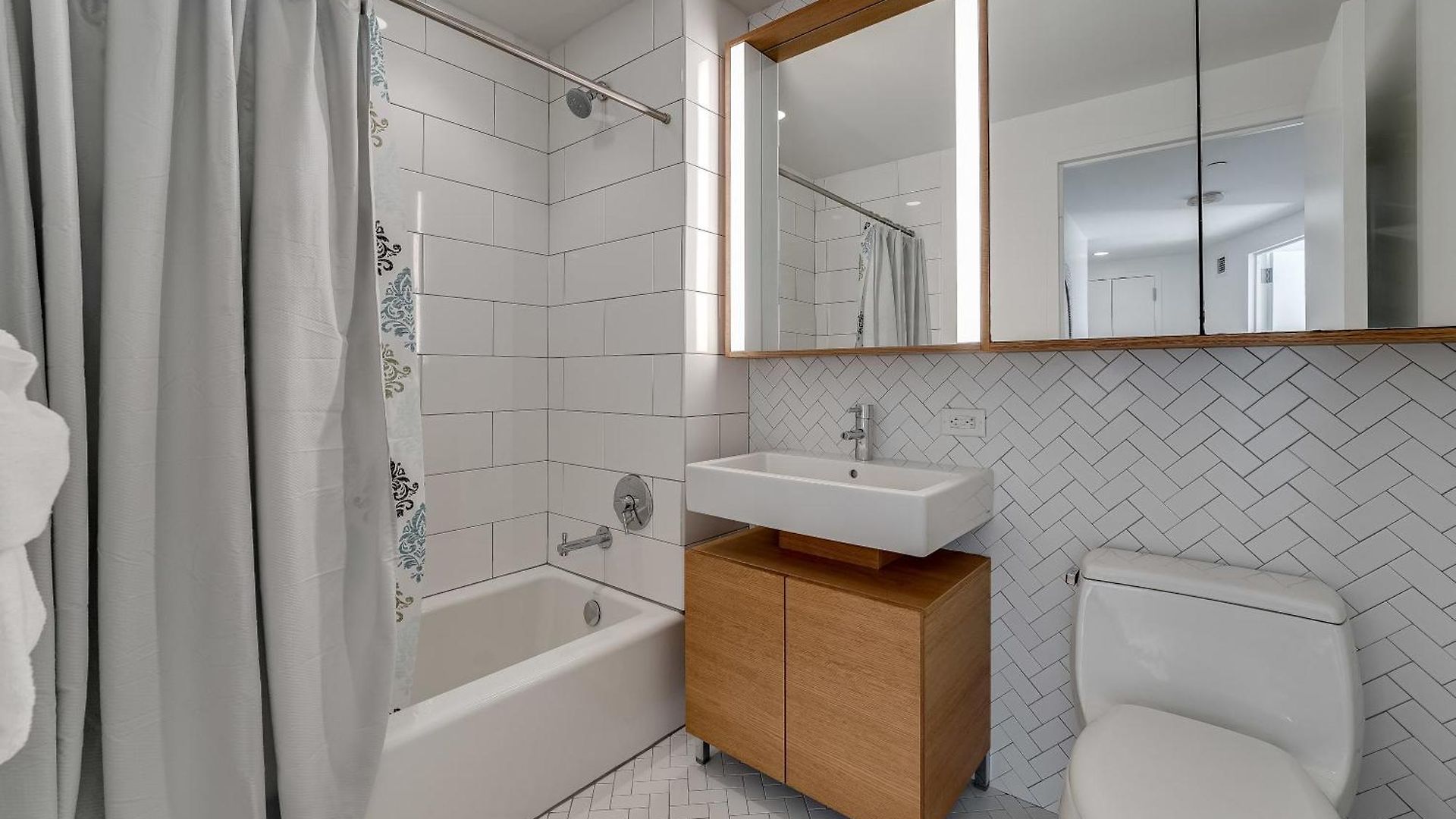 Apartment Global Luxury At Via 57