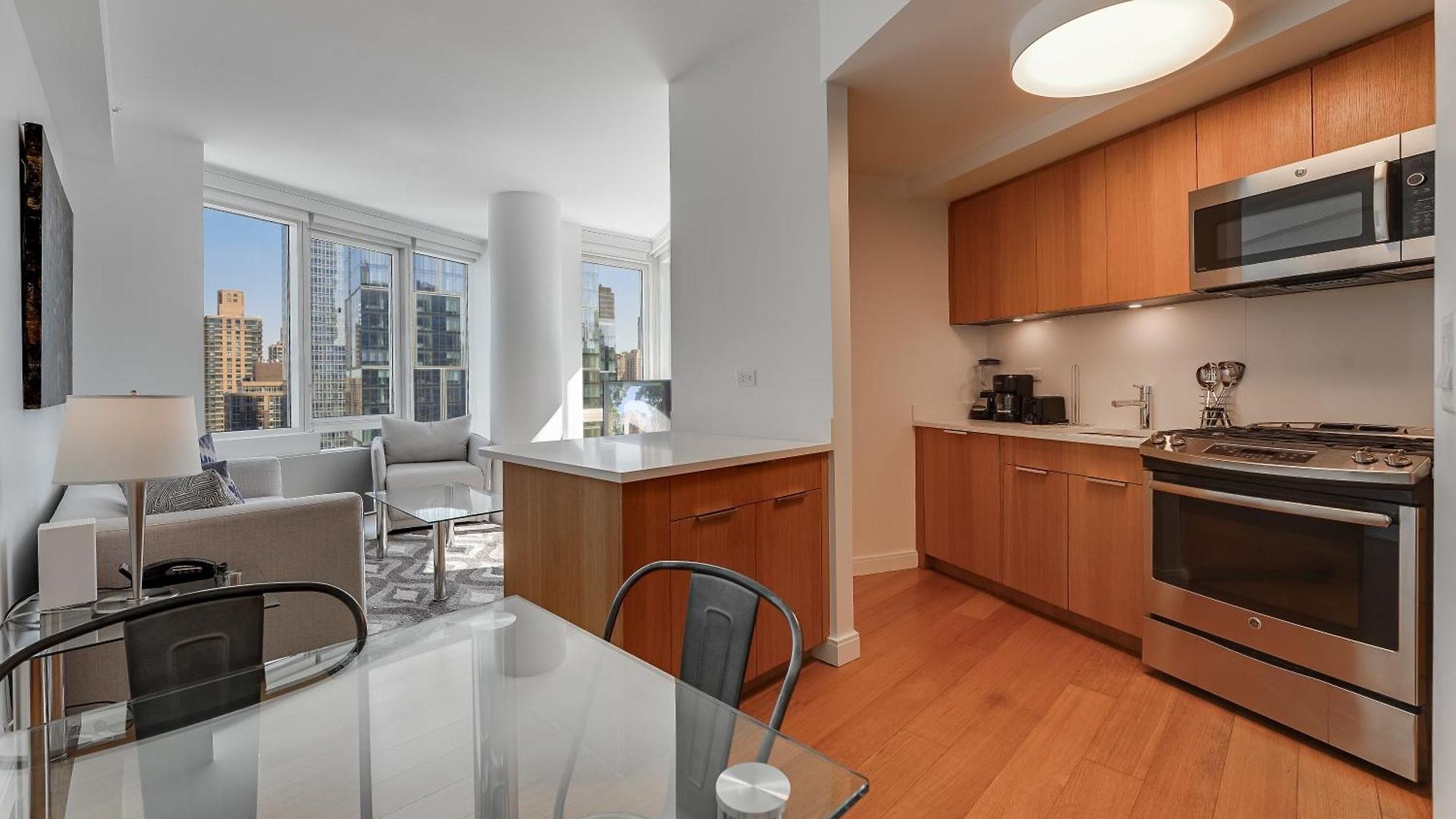 Global Luxury At Via 57 Apartment