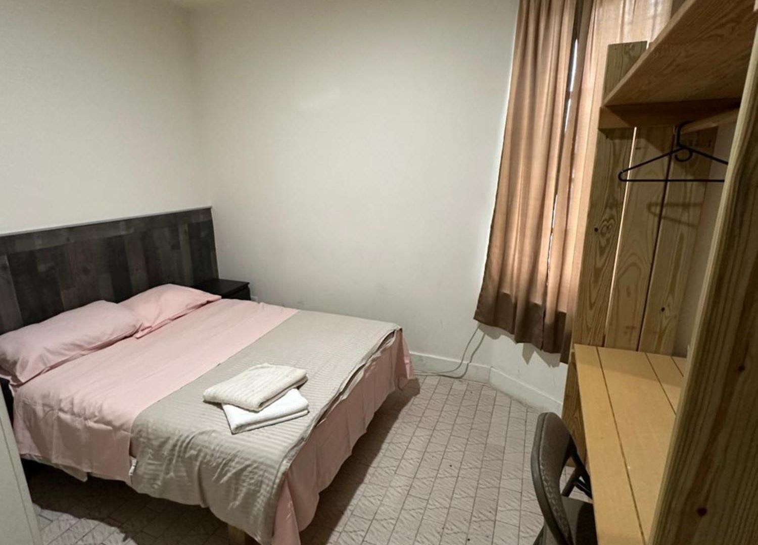 Hudson Yard 408 Hostel *