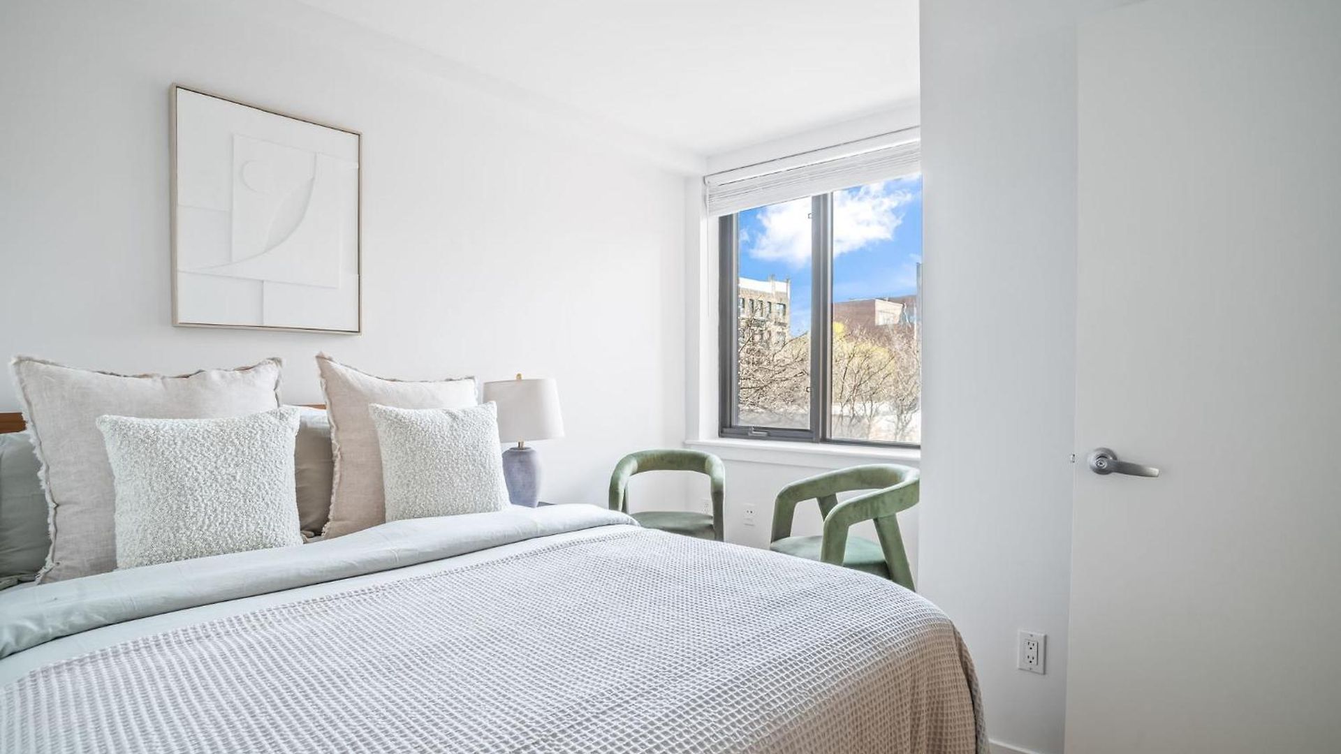 Apartment Family 3 Bedroom 1 Bath Getaway New York