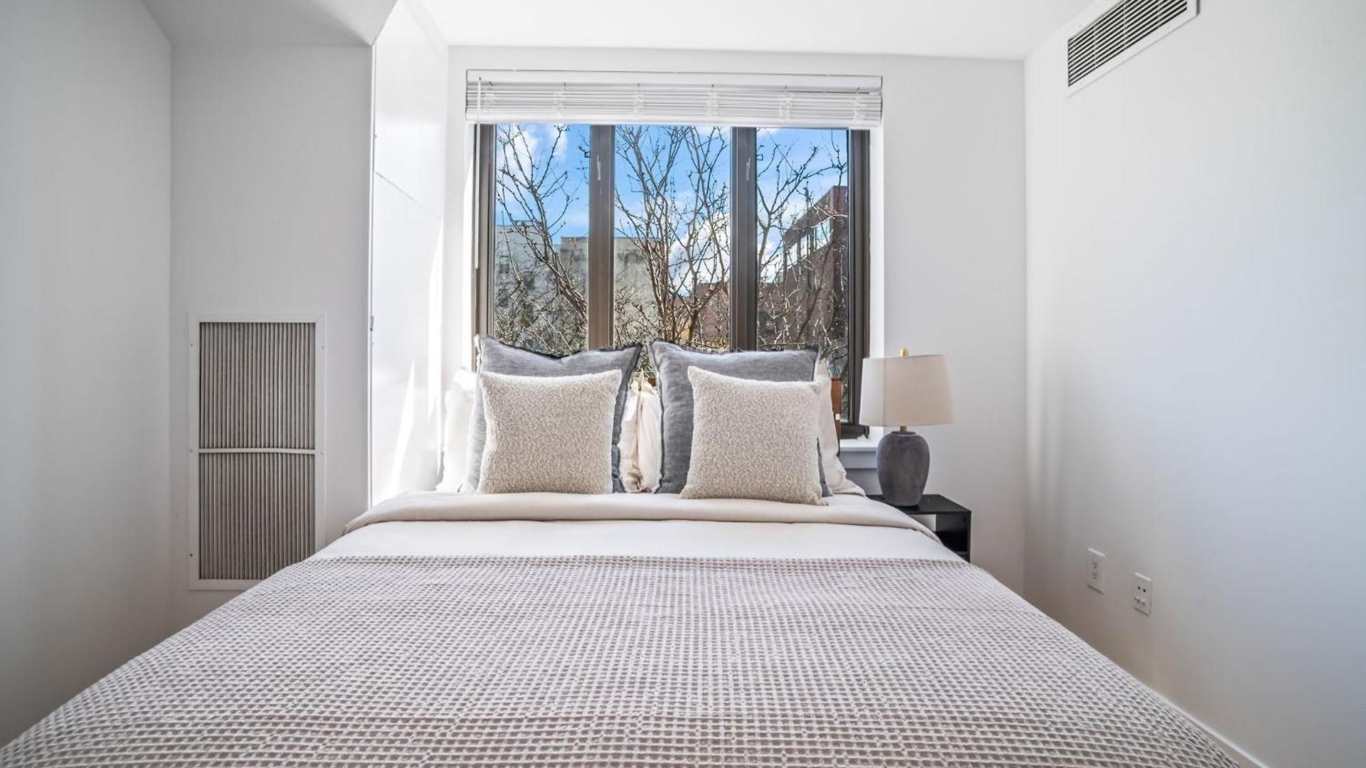 Family 3 Bedroom 1 Bath Getaway New York