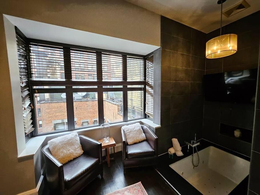 The Renwick Duplex At The Mansfield Midtown Apartment *
