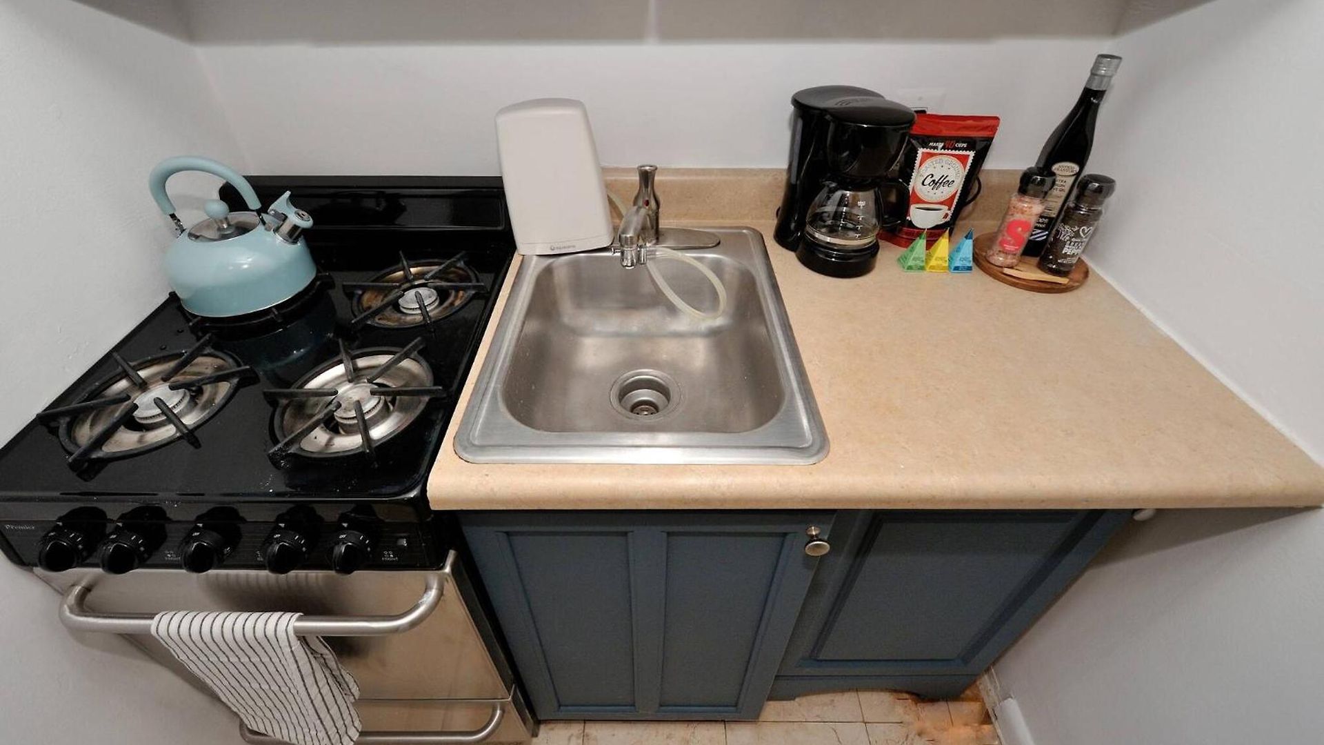 Heart Of Nyc Times Square Studio Apartment *