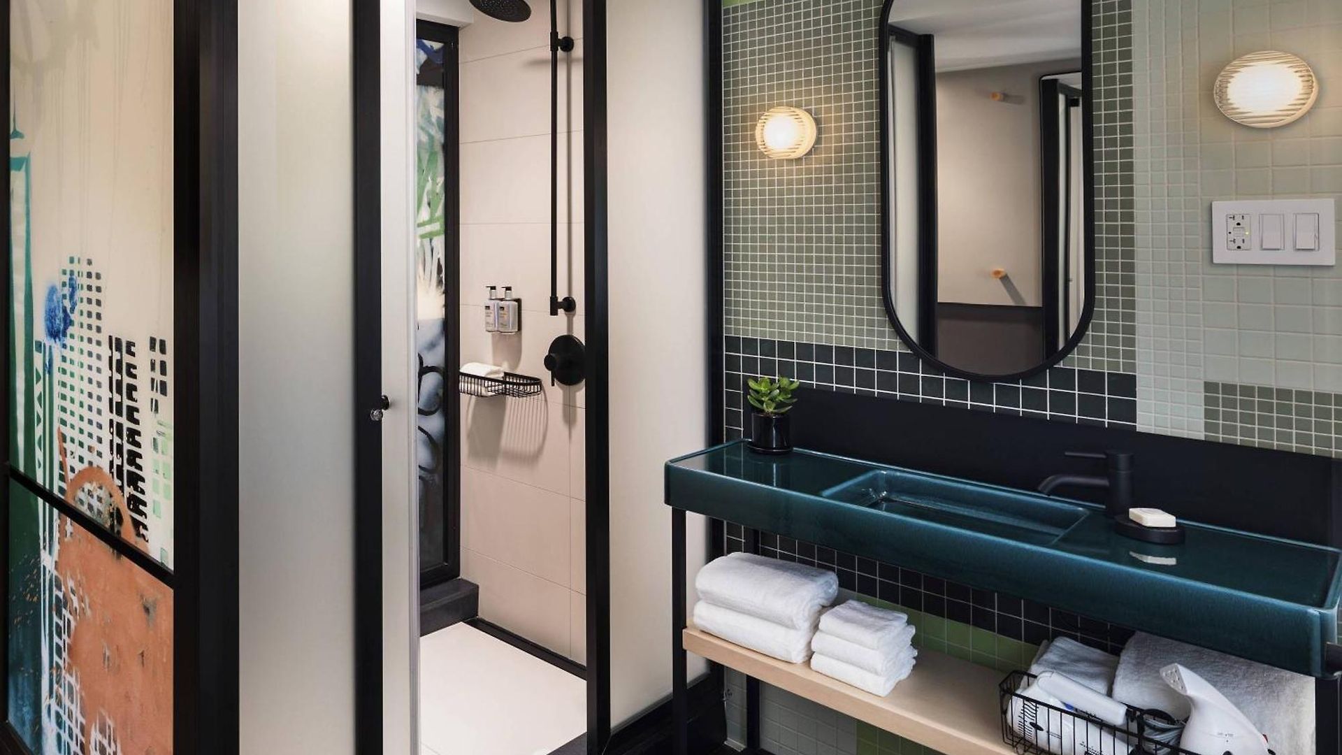 Moxy Nyc East Village 3*