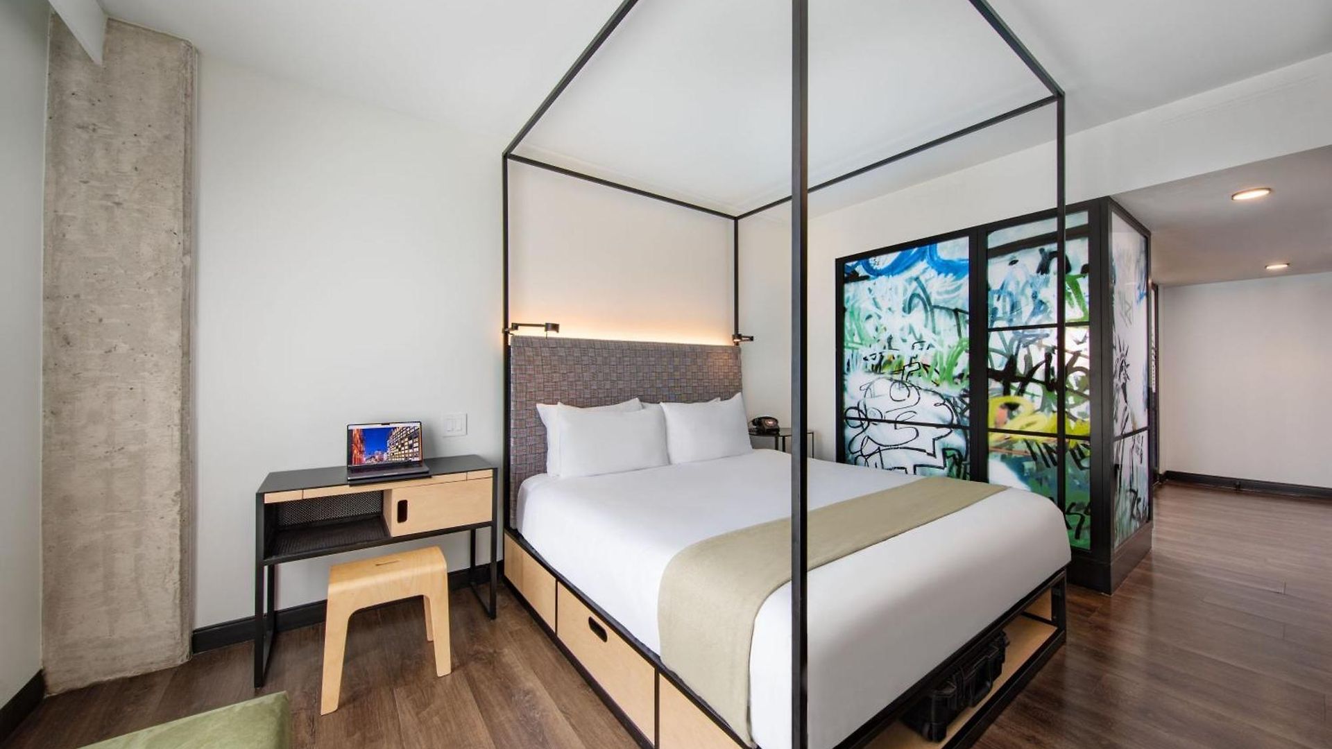 Moxy Nyc East Village 3* New York