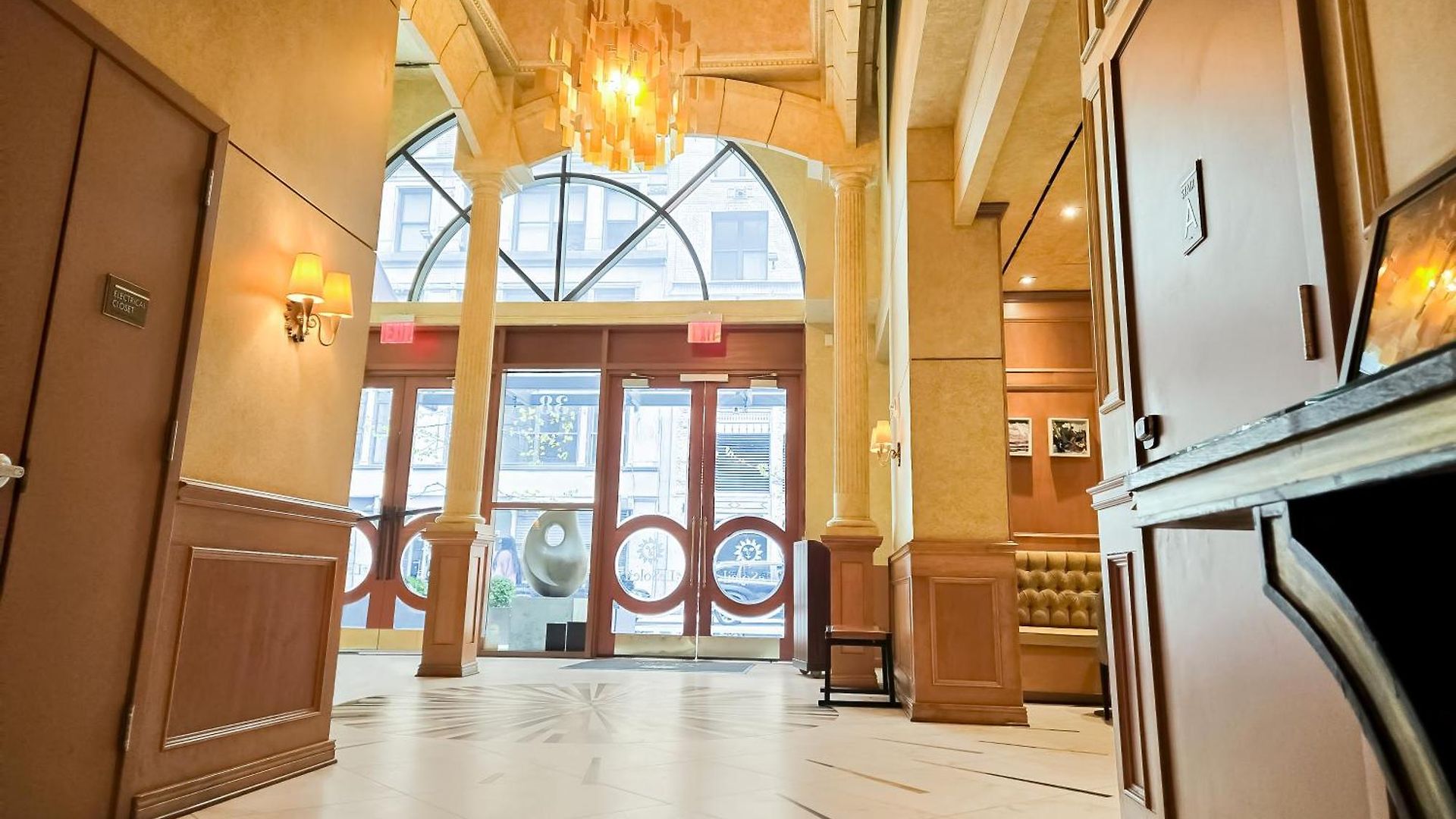 Executive Le Soleil Hotel New York